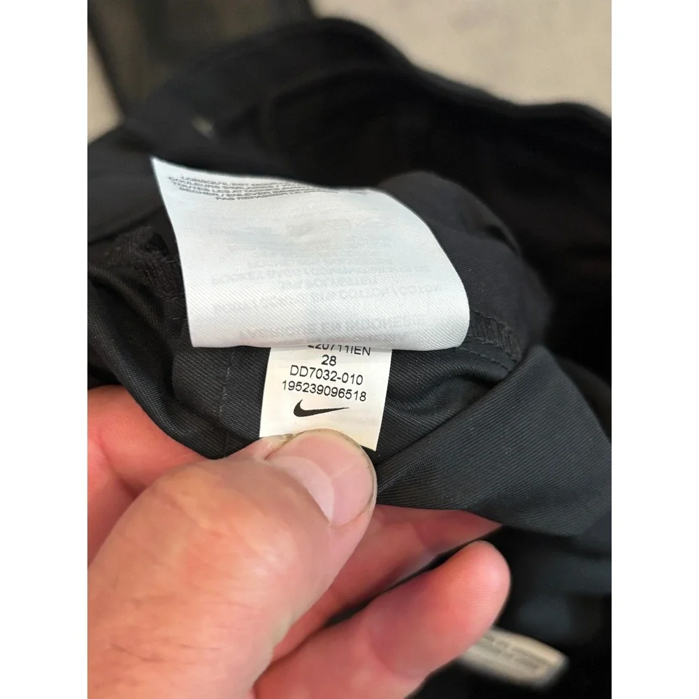 Nike Sportswear Essential Chino Pants Black Wide Leg Cropped DD7032-010 Mens 28